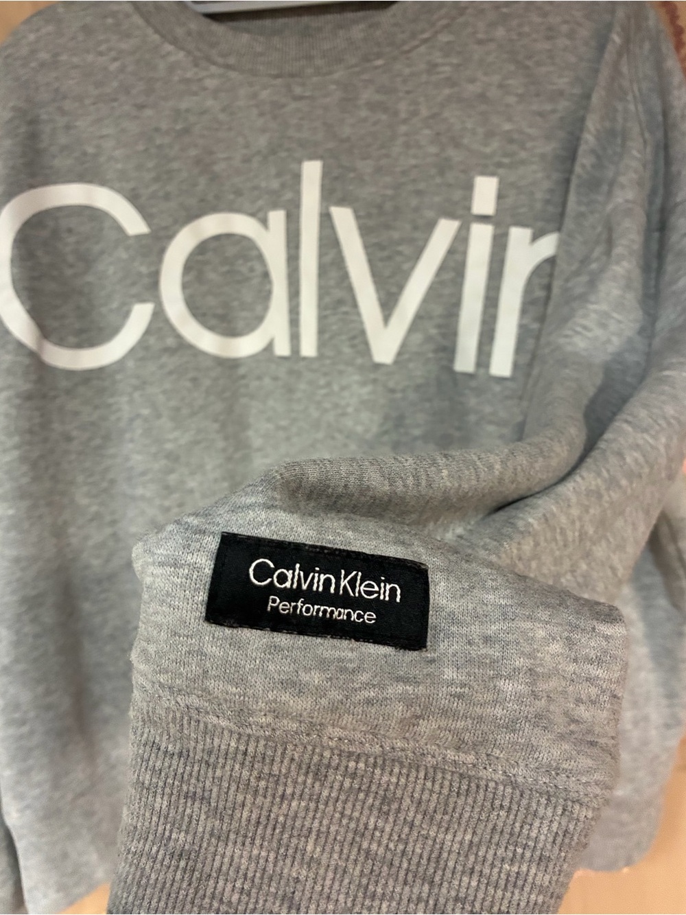 Calvin Klein Performance Women’s cropped crewneck sweatshirt